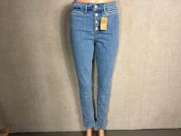 Levi’s 311 shaping skinny jeans blau neu 30 33 L30 Bayern - Erlabrunn Vorschau