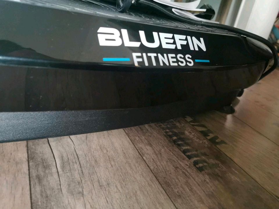 Bluefin fitness 3d vibrations Platte in Kassel
