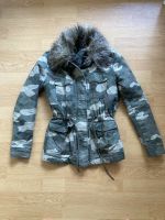 H&M Winter Army Stepp Jacke abknöpfbarer Kunstfell Kragen Gr.34 Hessen - Mühltal  Vorschau