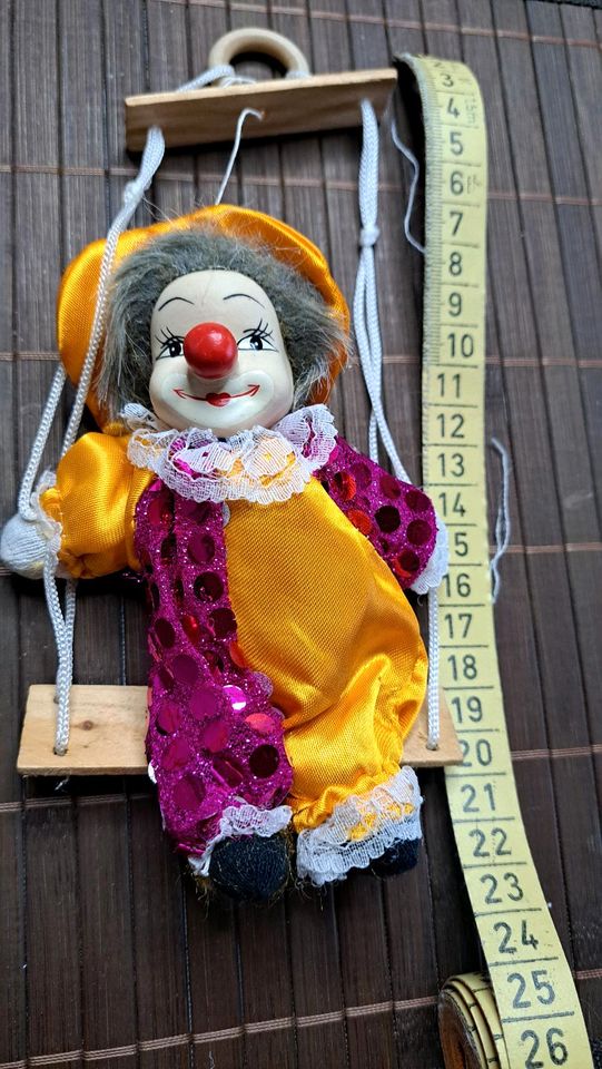 Vintage Clownpuppe handbemalt in Oedheim