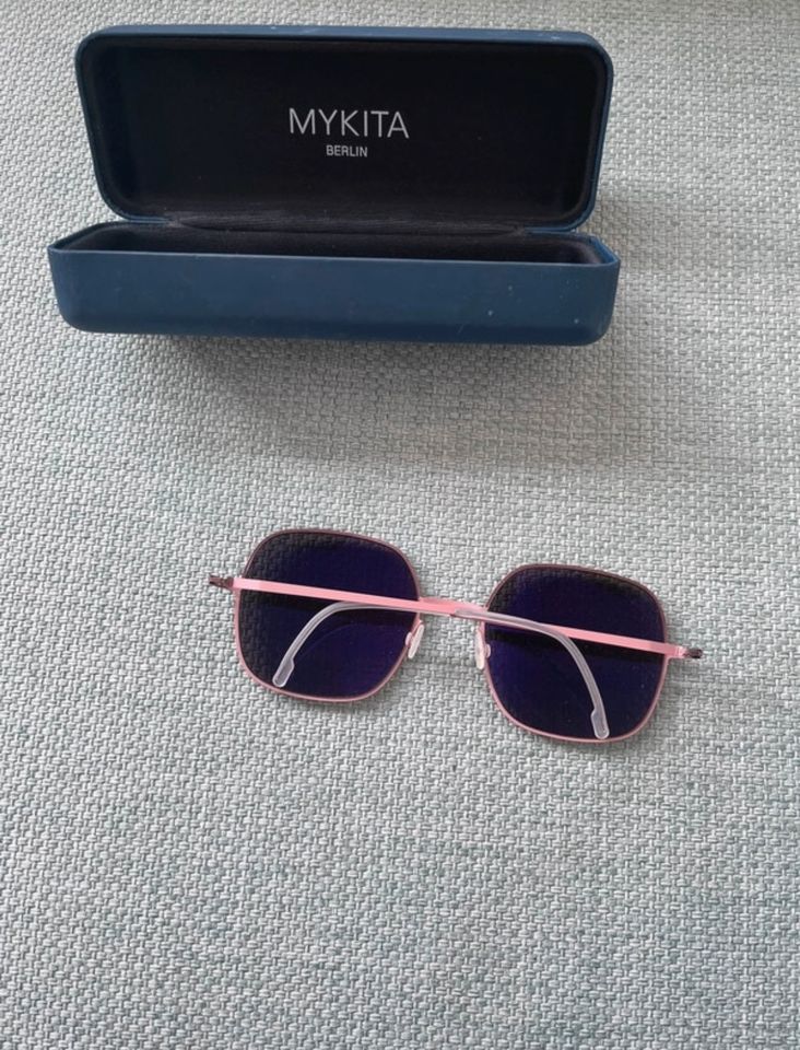 Designer Sonnenbrille von MYKITA in München