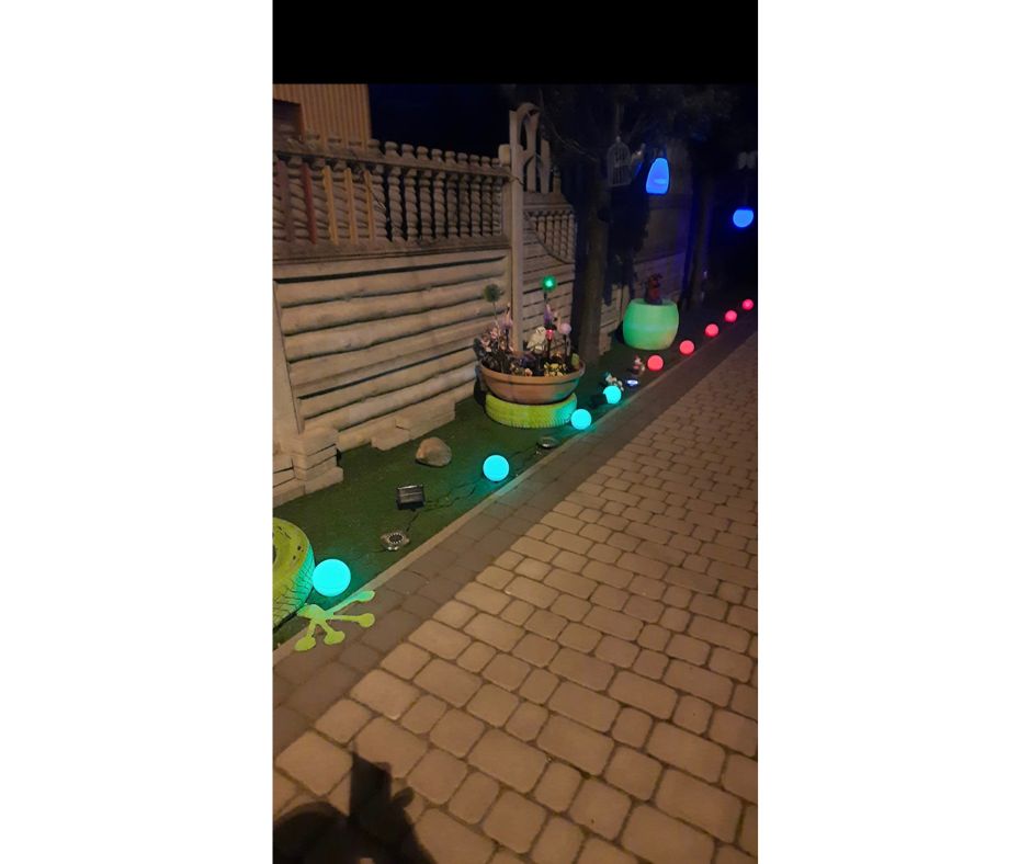 SOLAR RGB Bunt LED 6 Meter Solarlampen Lichterkette Außen Kugel 5er Set Solarkugeln, IP44 für außen Balkon Terrasse Licht Gartenkugeln Garten Deko Lampe Leuchte Beleuchtung Solarleuchte NEU in Bielefeld