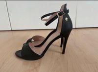 Pierre Cardin High Heels Riemchenpumps schwarz Gr. 40 Berlin - Spandau Vorschau