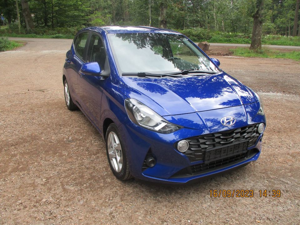 Hyundai i 10 Trend Automatik in Saarwellingen