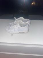 Air Max Schuhe weis Nordrhein-Westfalen - Rheinberg Vorschau