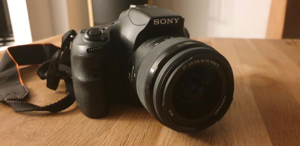 Kamera Sony (SLT-A58K) inkl. Tasche in Celle