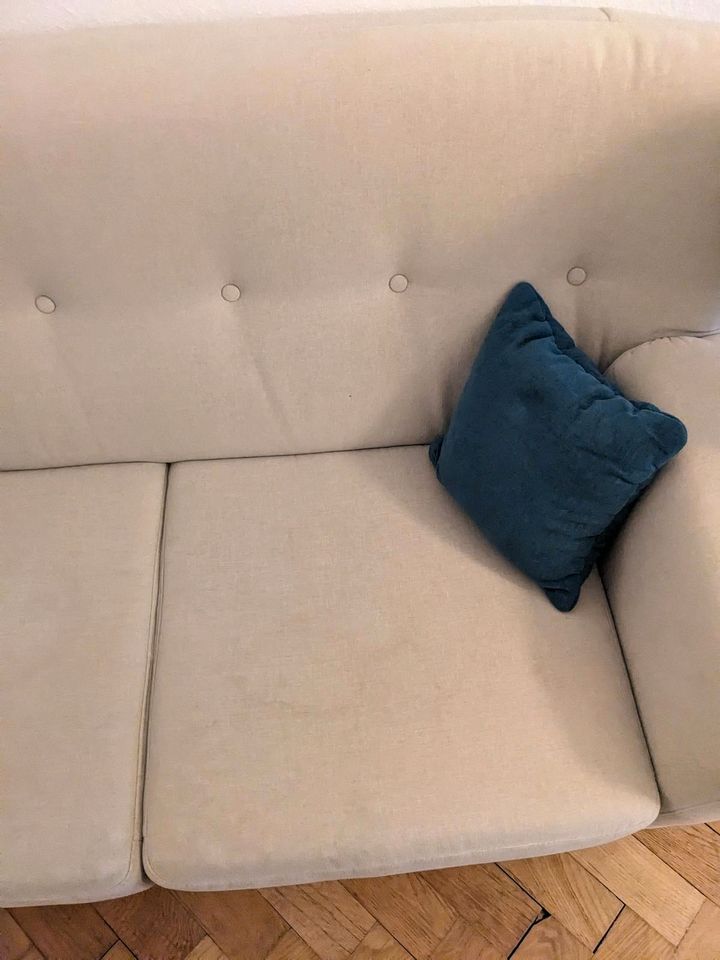 Schickes zweisitzer Sofa weiß-beige in München