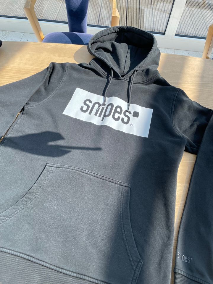 1 * Snipes Box Logo Hoodie schwarz in Göttingen