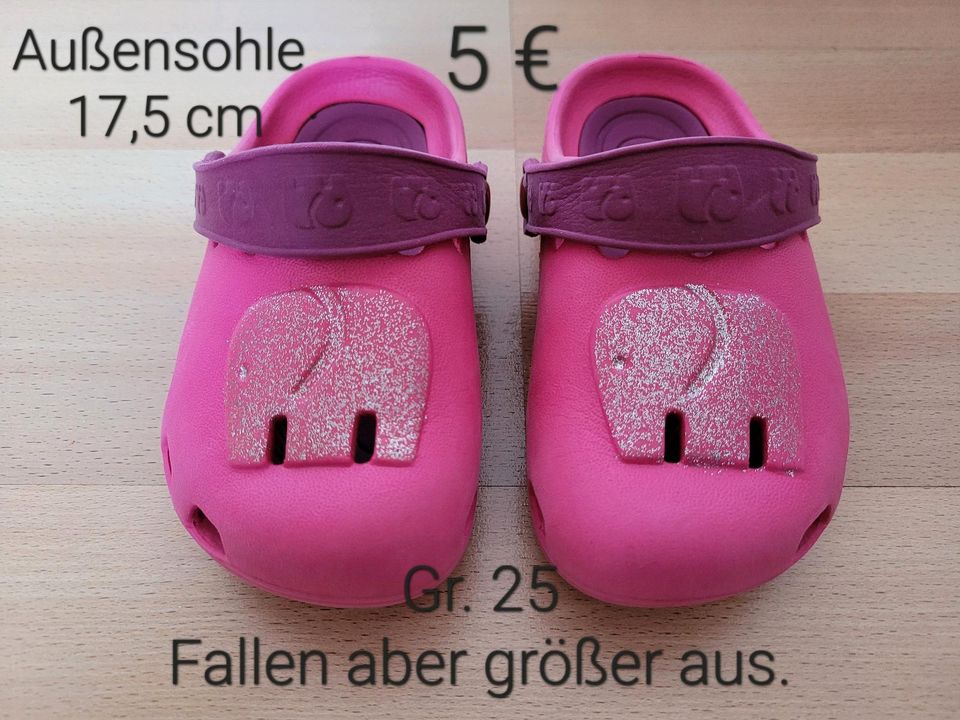 Elefanten Clogs Badeschuhe Hausschuhe Gartenschuhe Gr. 26 Glitzer in Weilerswist