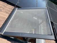 Roto 13/14 Dachfenster Sonnenrollo außen zu verkaufen Nordrhein-Westfalen - Netphen Vorschau