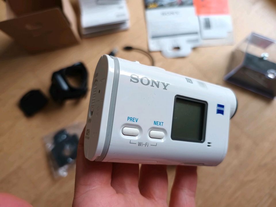 Sony FDR-X1000VR ActionCam Kamera in München