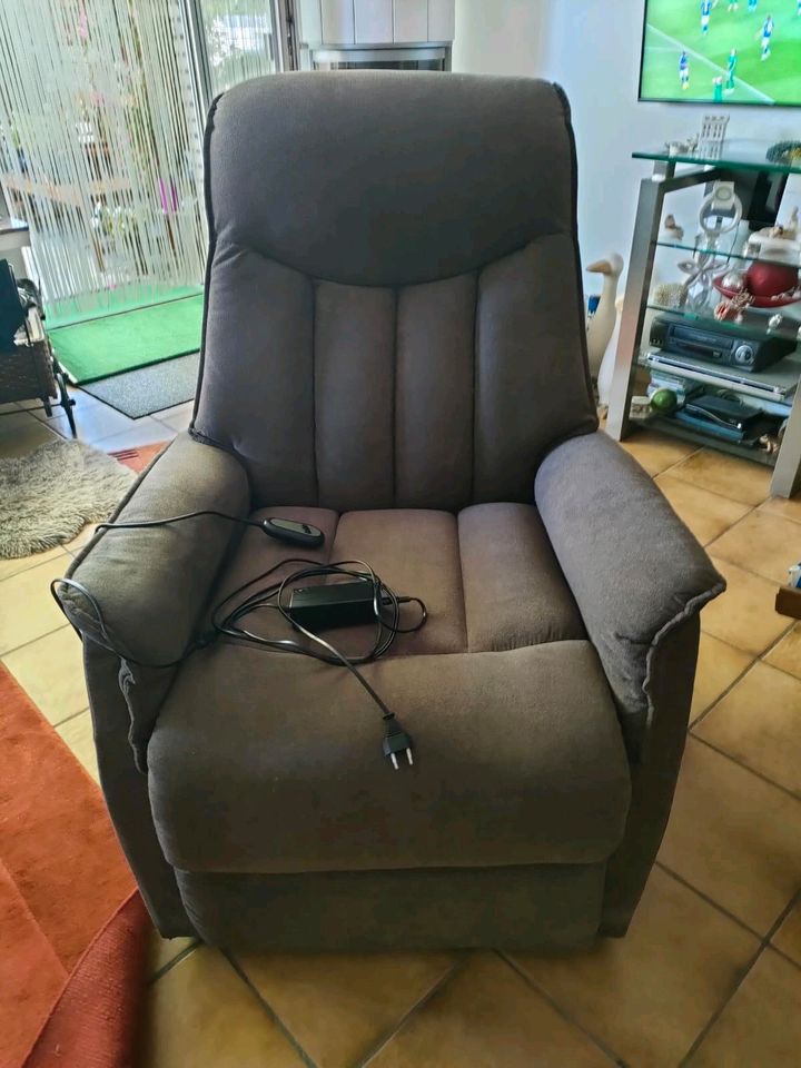 Sessel TV Sessel mit Motor XXl Aurora wie neu in Dülmen