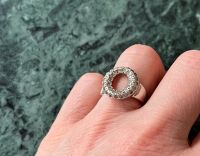 Aufregender Ring Designerring 925er Silber Kristalle Größe 54 Köln - Ehrenfeld Vorschau