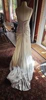 Extravagantes MORI LEE Brautkleid - SATIN mit Strasseins. - NEU Berlin - Mahlsdorf Vorschau
