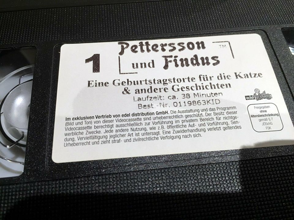 Pettersson und Findus Geburtstagstorte VHS Video RETRO Peterson in Karlsruhe