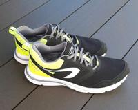 Schuhe Sportschuhe in Größe 44 Hannover - Bothfeld-Vahrenheide Vorschau