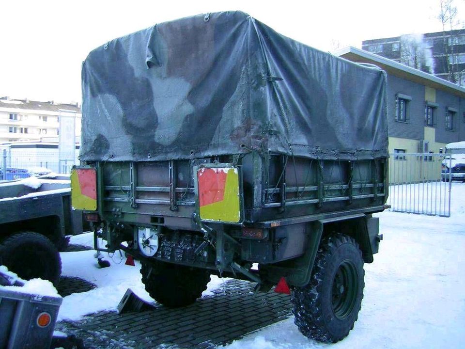 Bundeswehr Anhänger, druckluftgebremst ( UNIMOG + TRAKTOR ) in Netphen