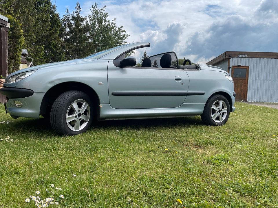 Verkaufe oder Tausche einen Peugeot 206cc in Grimma