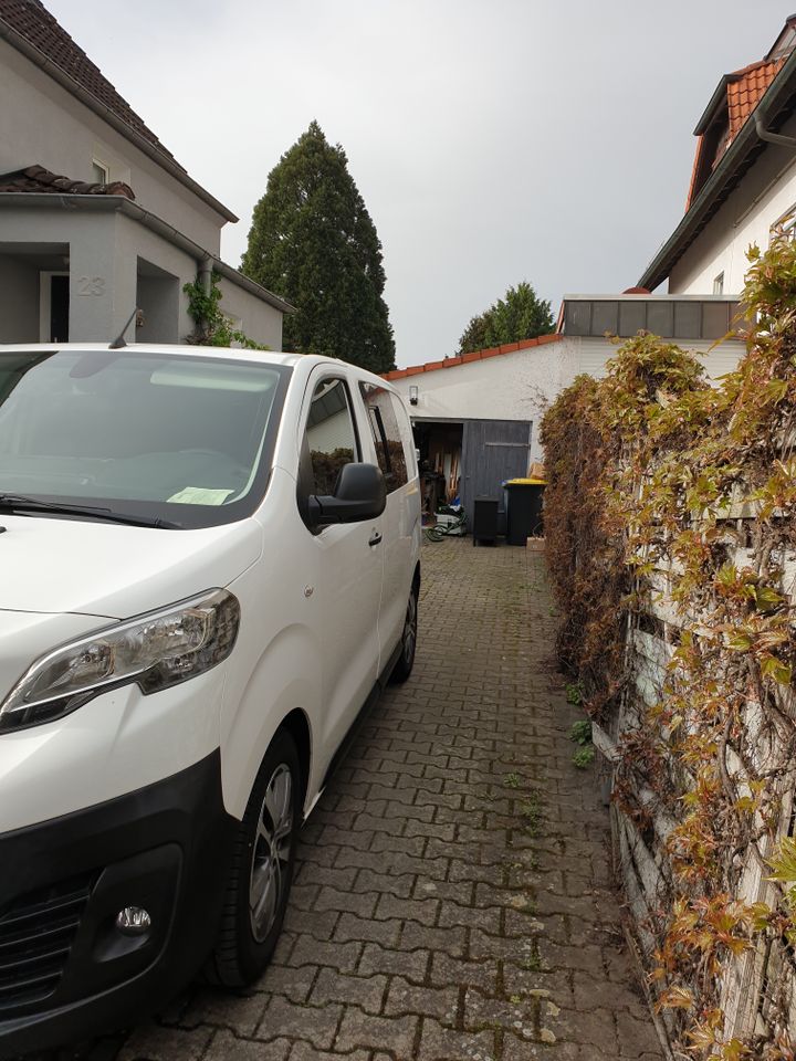 Peugeot Expert City /115 2017 / 2,0 L / 150 PS in Rodgau