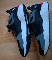 Adidas Turnschuhe Sportschuhe Gr. 45,5 Neuwertig Nordrhein-Westfalen - Marl Vorschau