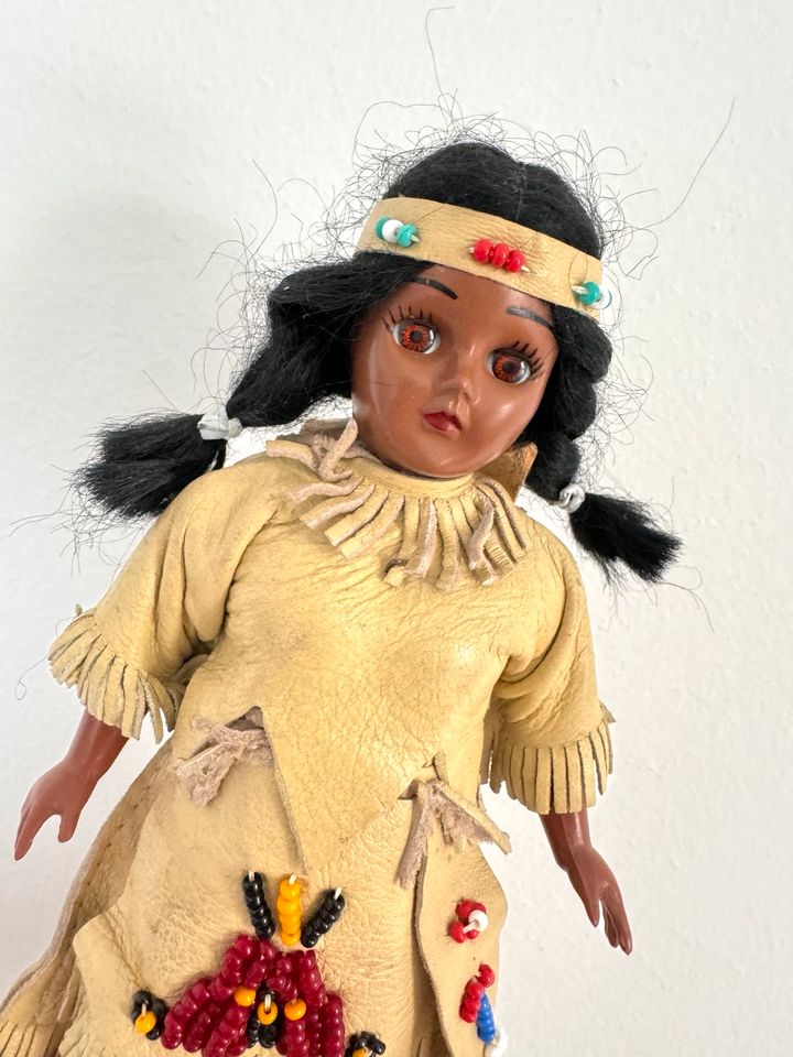 Vintage Native American Indian Doll Papoose Baby 1960 Carlson in Bielefeld