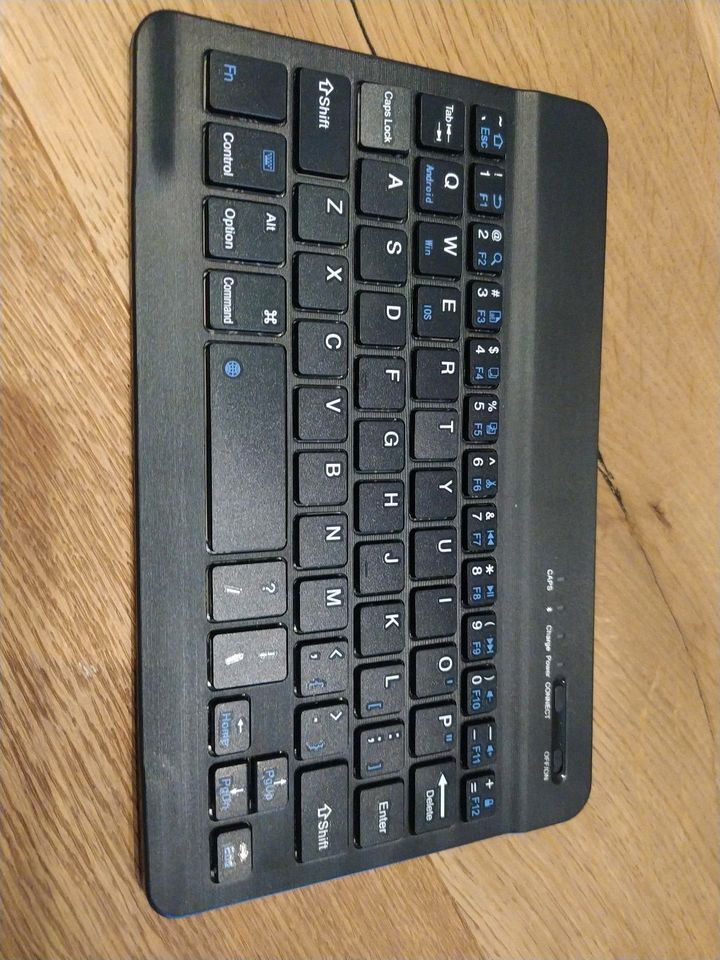 Bluetooth Keyboard in Burghaun