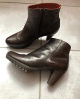 Högl Stiefelette Pumps Leder braun Schuhe (40) Nordrhein-Westfalen - Sankt Augustin Vorschau