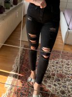 Levis Jeanshose High Waist Röhrenjeans Hose Größe 27 Düsseldorf - Flingern Nord Vorschau