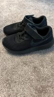 Nike Sneakers Klett Gr. 29.5 schwarz Bayern - Bayreuth Vorschau