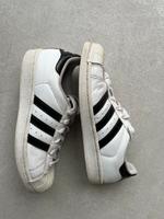 ADIDAS Sneaker Low Gr. 37 1/3 Thüringen - Buttstädt Vorschau