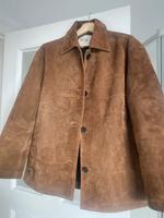 COS Jacke aus Wildleder, braun, Größe 44 Hamburg-Nord - Hamburg Eppendorf Vorschau