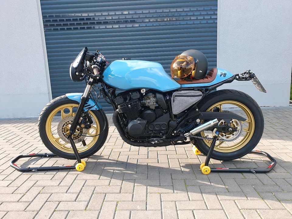 Yamaha XJ 600 Cafe Racer in Reiskirchen