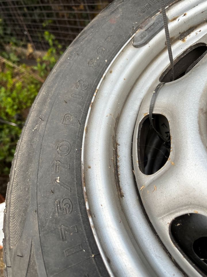 Autoreifen mit Stahlfelgen Golf 3 4 Loch 175/70 R13 in Kronach