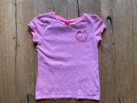 S. Oliver T-Shirt Herz mit Blümchen pink Gr. 140 „ 134 “ Hessen - Bruchköbel Vorschau