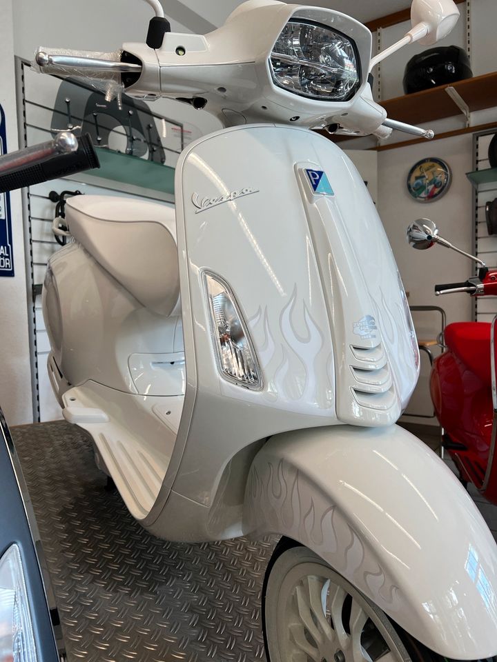 Vespa GTS Super 125 iGET ABS - Zweirad-Hanser