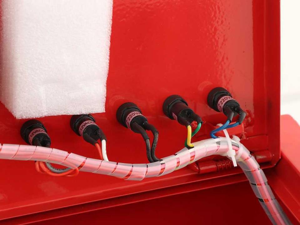 GeoTech Benzin Leiser Inverter-Stromerzeuger 4kW + ATS PTGA 5000i in Michelfeld