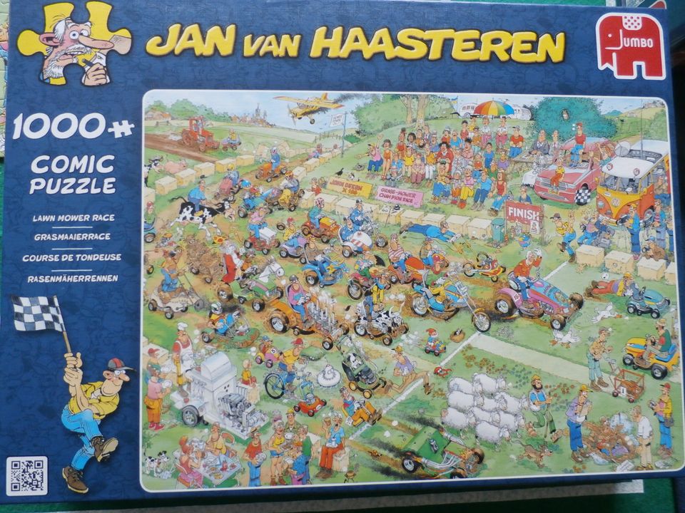 Jan van Haasteren Puzzle, 1000 Teile, "Rasenmäherrennen" ,wie neu in Porta Westfalica