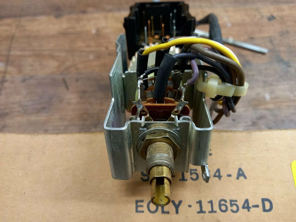 Lincoln Mark VI neuer Vakuum-Lichtschalter mit Abblendautomatik in Sonnewalde
