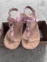 UGG Sandalen Neu Rose 38 Nordrhein-Westfalen - Bocholt Vorschau