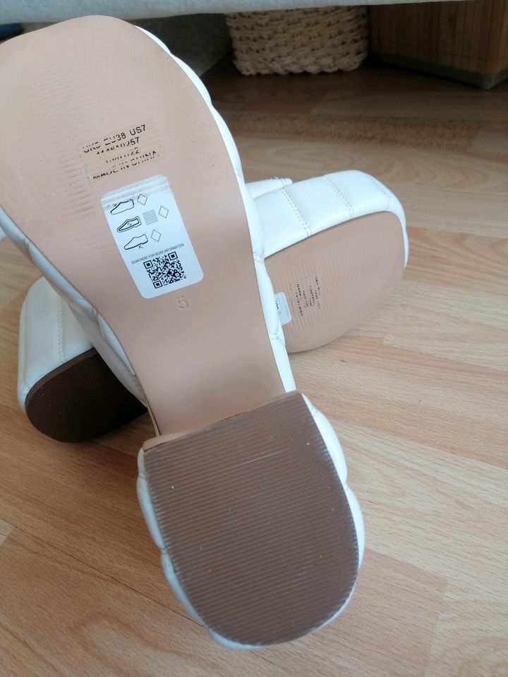 NEU Topshop, Mules Sandalen, Weiß Plateau Sandaletten Schuhe 38 in Recklinghausen