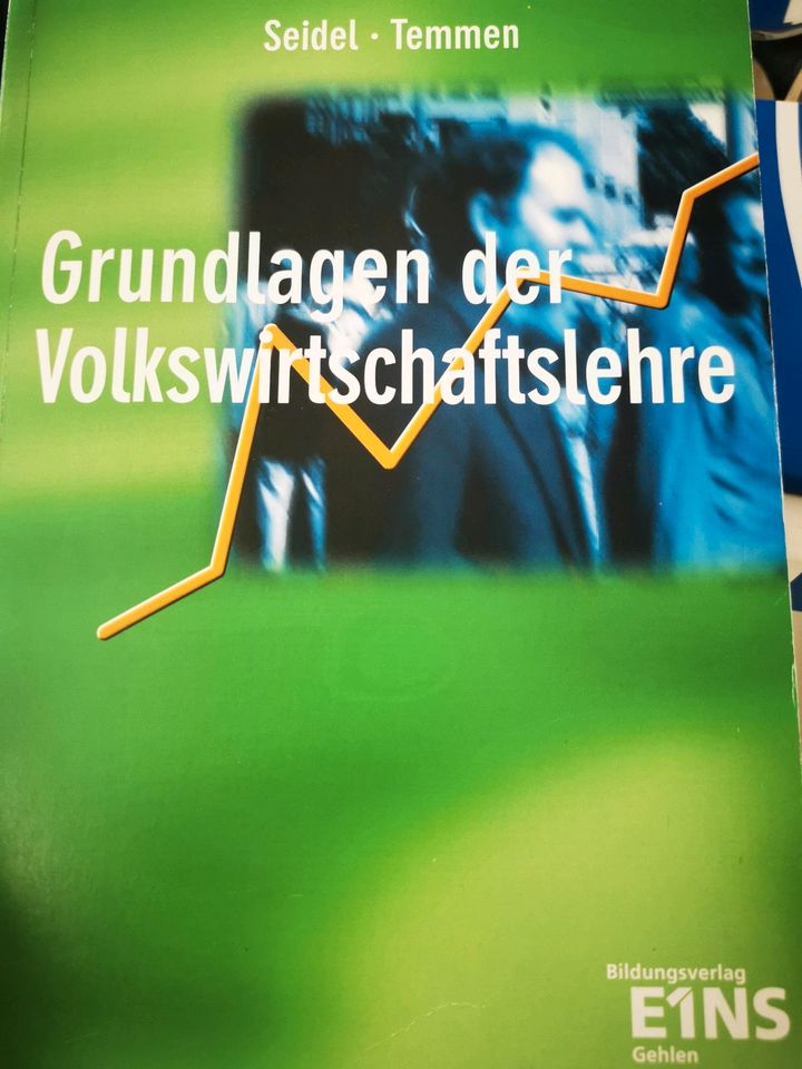 Fachbücher Bwl Kaufmann/frau Bürokommunikation Volkswirtschaft in Kassel