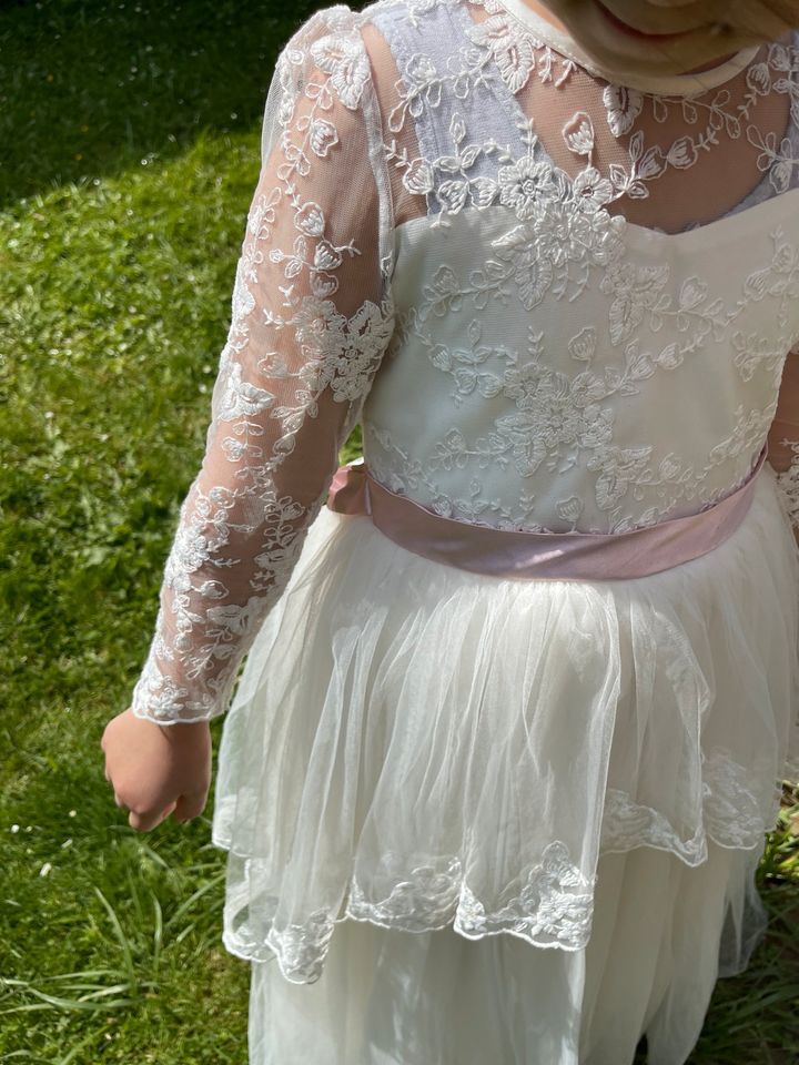 Prinzessinnen Kleid Festkleid Kommunion Märchenkleid in Niederkassel