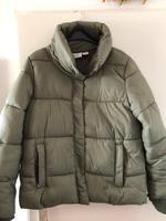 Kuschlige Steppjacke , UP Fashion, in oliv/navigrün, Gr. L, Hessen - Bad Hersfeld Vorschau