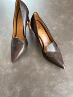 Schicker italienischer Schuh, 8cm Absatz, echtes Leder Rheinland-Pfalz - Münster-Sarmsheim Vorschau