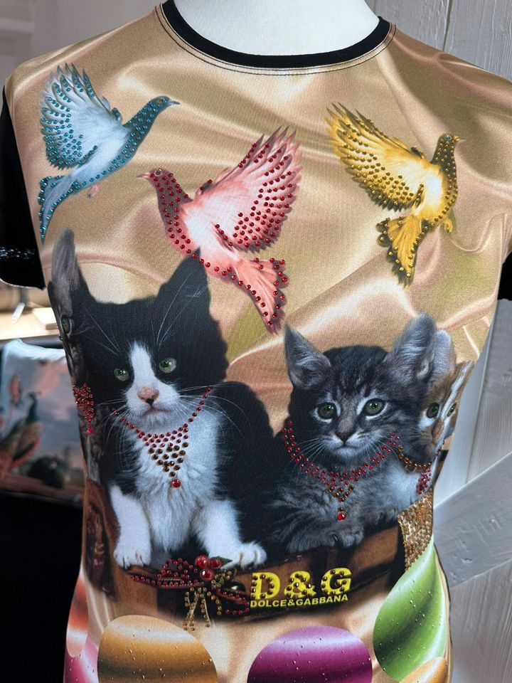 Ausgefallenes Shirt mit Katzen und Strass, DG, Gr. M in Langenberg