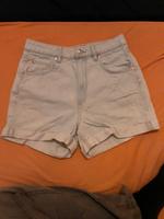 Shorts kurze Hose von Divided Gr. 38 Niedersachsen - Wittmund Vorschau