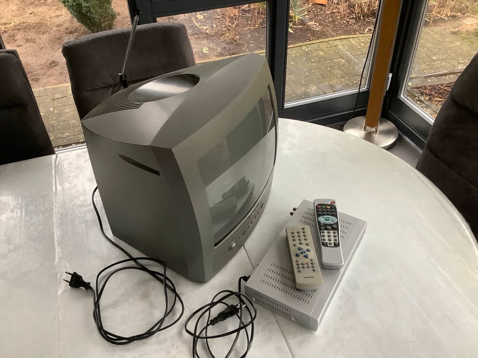 Grundig Fernseher 37 cm mit Digitalreciever in Rehna