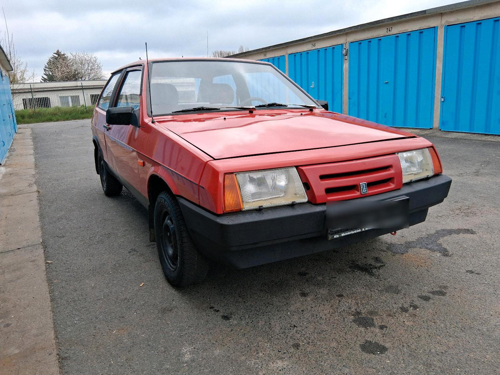 Abbildung des Autos Lada 2108 Deutsche Zulas…