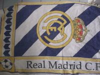 Handtuch Real Madrid gebraucht Ramersdorf-Perlach - Ramersdorf Vorschau