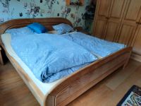 Doppelbett 200 cm * 200 cm Holz Nordrhein-Westfalen - Schalksmühle Vorschau